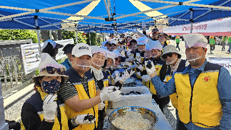 오월의&nbsp;광주를&nbsp;채운&nbsp;나눔과&nbsp;연대의&nbsp;손길!&nbsp;5·18&nbsp;민중항쟁&nbsp;기념&nbsp;자원봉사&nbsp;활동&nbsp;현장&nbsp;스케치